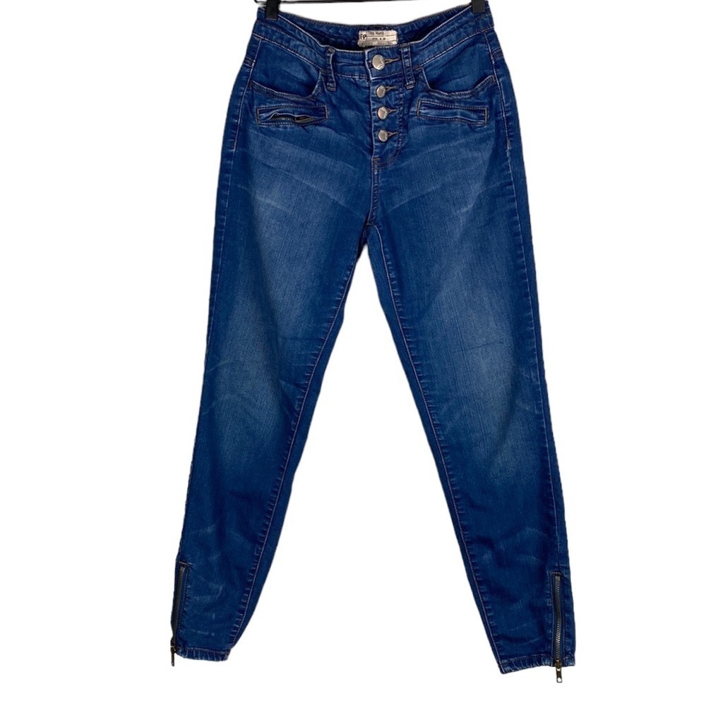 Free People button front jeans